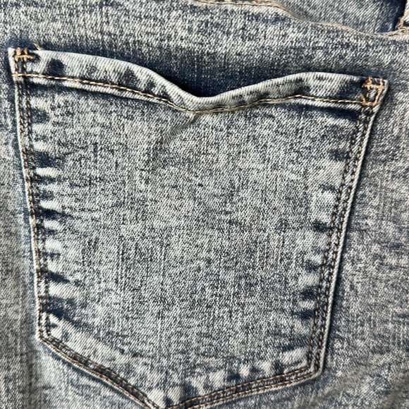 Short - Picture 4 of 4